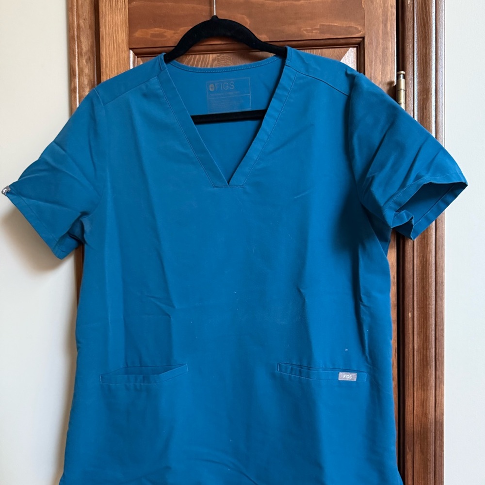 FIGS Alps Blue V-Neck Scrub Top